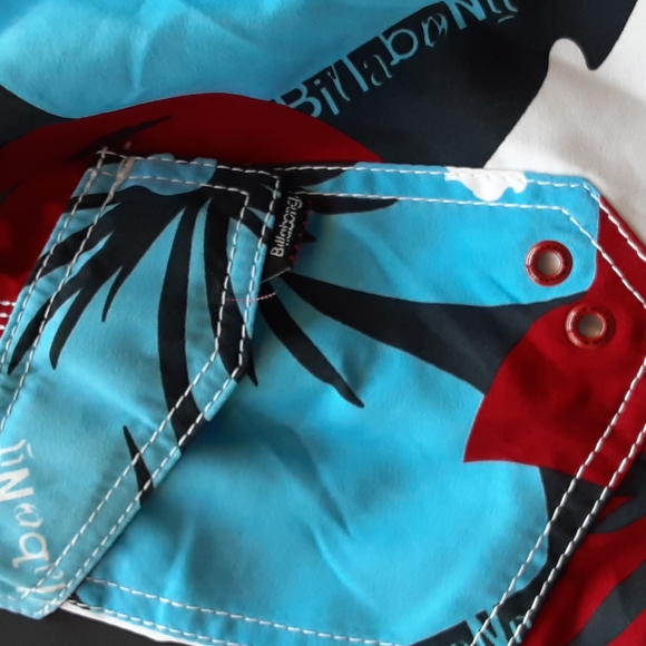 Billabong swim/board shorts - Picture 5 of 5